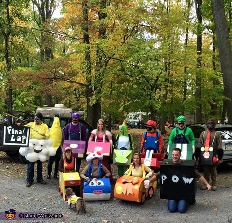 Mario Kart Halloween Costume Group, Creative Group Halloween Costumes, Mario Kart Costumes, Costumes For Groups, Groups Photo, Halloween Cubicle, Disney Villain Costumes, Group Halloween Costume Ideas, Office Halloween Costumes