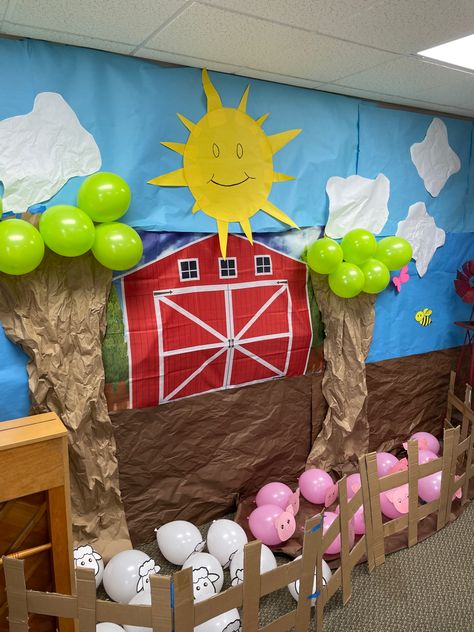 Barnyard Decorations Farm Theme, The Farm Theme Preschool, Barnyard Animal Crafts, Farm Room Transformation, Farm Themed Kindergarten Classroom, Farm Daycare Theme, Farm Animal Decorations, Farm For Preschoolers, Farm School Theme