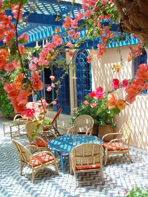 Blue Patio, Themed Kitchen, Bougainvillea, Outdoor Dining Area, Porch Patio, Outdoor Rooms, Dream Garden, Mykonos, Garden Inspiration