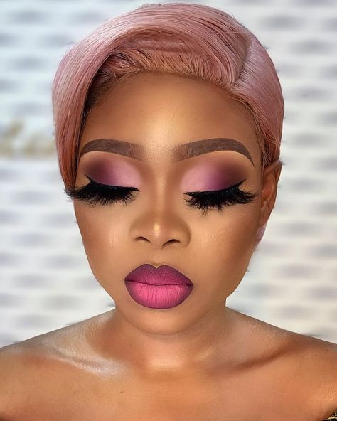 Nigerian Makeup Artist. on Instagram: “Pretty client @toksbarbie03 🌸🌸🌸 Makeup @edens_glam  Hair @hairbysleame  Lashes @beesvoguebeauty  Eyeshadow @taosbeautybrand  #edensglam…” Day Glam Makeup Looks, Makeup Looks With Pink Eyeshadow, Fuschia Makeup Black Women, Beautiful Eyeshadow Looks, Pink Make Up Black Women, Fuchsia Eye Makeup, Nigerian Makeup Looks, Makeup Birthday Looks, African Makeup Ideas