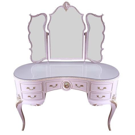 Pink Room Furniture, Cute Makeup Table, Vanity Paint Ideas, Gold Vanity Desk, Pastel Vanity, 80s Style Bedroom, Rococo Vanity, Vintage Style Vanity, Vintage Vanity Aesthetic