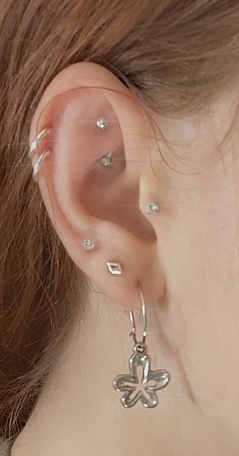 Helix Piercing Hoop Double, Tragus And Double Helix Piercing, Double Helix And Tragus Piercing, Double Helix Piercings Ideas, Triple Lobe Double Helix Piercing, Triple Lobe Styling, Double Hoop Cartilage Piercing, Helix Hoop With Charm, Ear Setup Silver