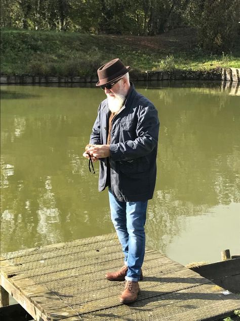 Pork pie hat, sunglasses, & the sun, what more could you ask for? Porkpie Hat Outfit Women, Mens Backwards Hat Outfit, Open Road Hat Outfit Men, Pork Pie Hat Women Outfit, Porkpie Hat Men, Pork Pie Hat Mens Outfit, Pork Pie Hats Men, Hat Men Outfit, Porkpie Hat