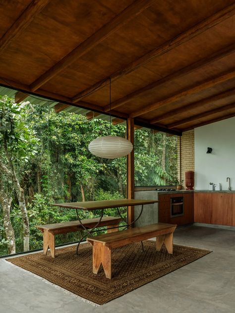 House In The Trees, Tropical Retreat, Central Building, Roof Structure, Up House, Glass Facades, In Sync, Window Shades, Contemporary Architecture