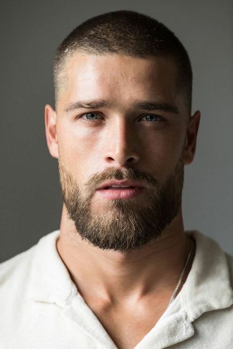 Hairstyle Guide, Short Fade Haircut, Man With A Beard, Mens Hairstyles With Beard, Beard Haircut, Mens Hairstyles Thick Hair, Men Haircut, Haircut Styles, Hair Guide