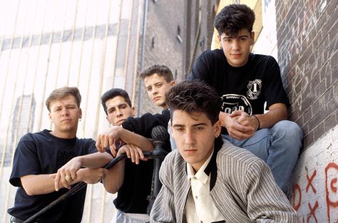 Joe Mcintyre, 90s Boy Bands, Danny Wood, Jonathan Knight, Joey Mcintyre, Jenny Mccarthy, Midlife Crisis, The Osmonds, Donnie Wahlberg