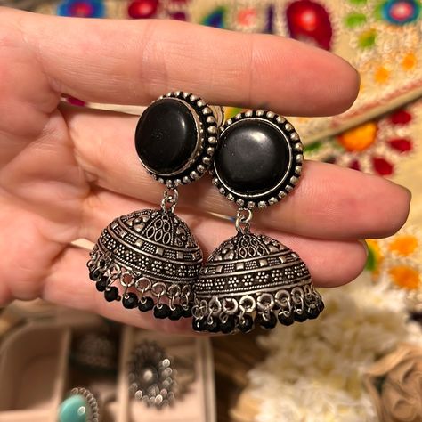 Nwt Flower Filigree Oxodized Indian Desi Jewelry Jhumka Earring Black Black Metal Earrings Jhumkas, Earrings For Black Saree, Black Oxidised Jhumka, Jhumkey Aesthetic, Black Earrings Indian, Jhumka Earrings Aesthetic, Jumkis Indian Jewelry, Jhumka Earrings Collection, Black Jhumka