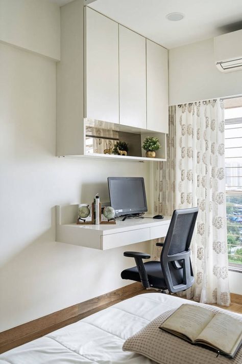 Dressing table for bedroom