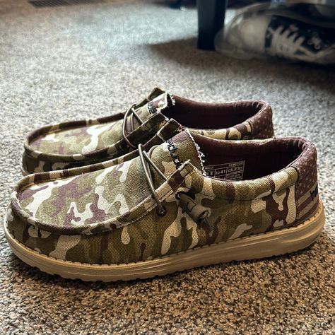 Brand New, Never Worn Camo Hey Dudes. Men’s Size 8. Perfect Condition. Hey Dude Shoes Western, Camo Hey Dudes, Country Camo Outfits, Christmas Gifts For Country Boyfriend, Hey Dudes Men, Western Hey Dudes, Beaded Hey Dudes, Outdoorsman Style, Hay Dudes