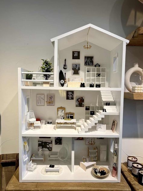 Nine Favorite Things | halfbakedharvest.com Tiny Homes Interior Mini Houses Ideas, Diy Miniature Dollhouse Accessories, Modern Barbie House, Doll House Ideas, Homemade Barbie House, Modern Doll House, Best Doll House, Modern Dolls House, Kids Doll House