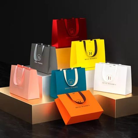 Custom Retail Bags, Retail Shopping Bags, Luxury Paper Bag, Branded Shopping Bags, Transparent Bags, Merchandise Ideas, Retail Bag, Paper Bag Design, Music Tattoo Designs