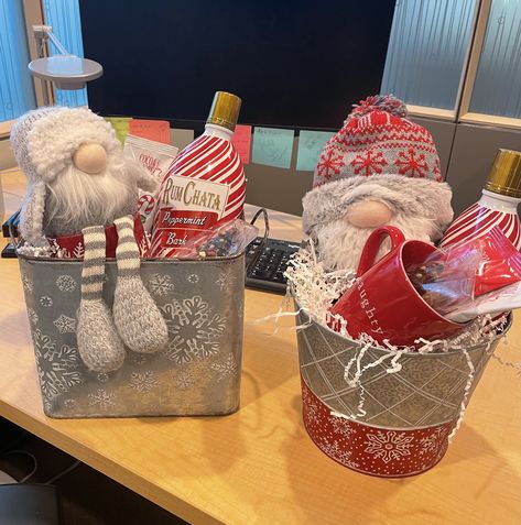 Christmas Gifts Basket Ideas, Tumbler Basket Ideas, Christmas Gift Ideas For Teachers Cheap, Gift Baskets With Blankets, Christmas Raffle Basket Ideas, Gnome Gift Basket, Dollar Tree Christmas Gifts, Diy Christmas Presents For Family, Christmas Presents For Family