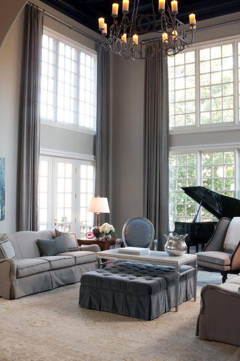 High Ceiling Curtains, Dining Room Window Treatments, Curtains Living Room Modern, Window Curtains Living Room, High Ceiling Living Room, Dining Room Windows, Window Treatments Living Room, Tall Windows, Sala Grande