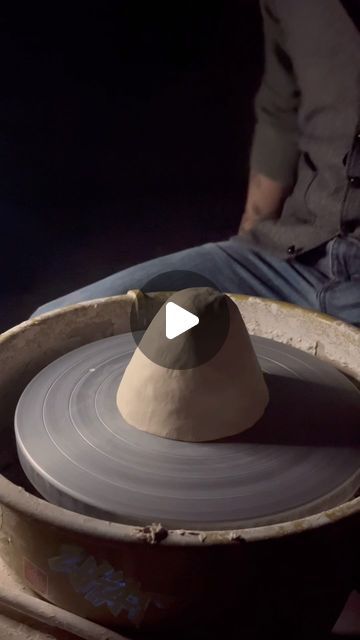 Just Noah on Instagram: "Here is a little tutorial of how I center larger amounts of clay. Let me know if this helps or not and if you need more clarification on anything.   #ceramics #pottery #howtocenterclay" How To Center Clay On Wheel, Throwing Pottery For Beginners, Pottery Throwing For Beginners, Centering Clay Pottery Wheel, Pottery Centering, Pottery Studio Aesthetic, Wheel Pottery Ideas, Diy Pottery Wheel, Pottery Wheel Ideas