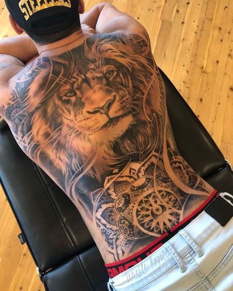 Mens Backpiece Tattoo, Lion Back Tattoo Men, Whole Back Tattoo, Tato Naruto, Lion Chest Tattoo, Lion Back Tattoo, Backpiece Tattoo, Upper Back Tattoos, Lion Tattoo Sleeves