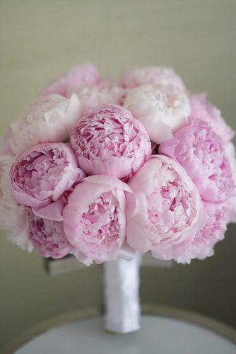 Pink Peonies Bouquet, Simple Wedding Bouquets, Soft Pink Wedding, Enchanted Florist, Wedding Bouquets Pink, Bridal Bouquet Flowers, Peony Wedding, Hand Tie, Peonies Bouquet