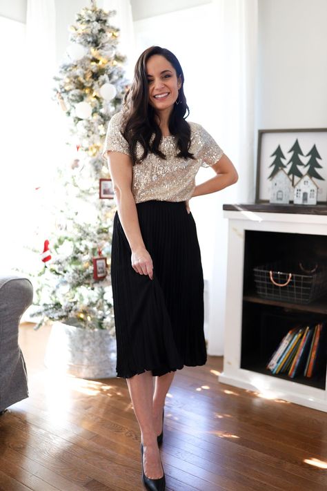 Sequin top outfits via pumps and push-ups blog | petite style blog | sequin top outfits | festive outfits | holidays outfits Green Sequin Top Outfit, Gold Sequin Top Outfit, Shimmer Top Outfit, Silver Sequin Top Outfit, Sequin Blouse Outfit, Silver Top Outfit, Sequin Tank Top Outfit, Sequin Shirt Outfit, Sequin Top Outfit Party