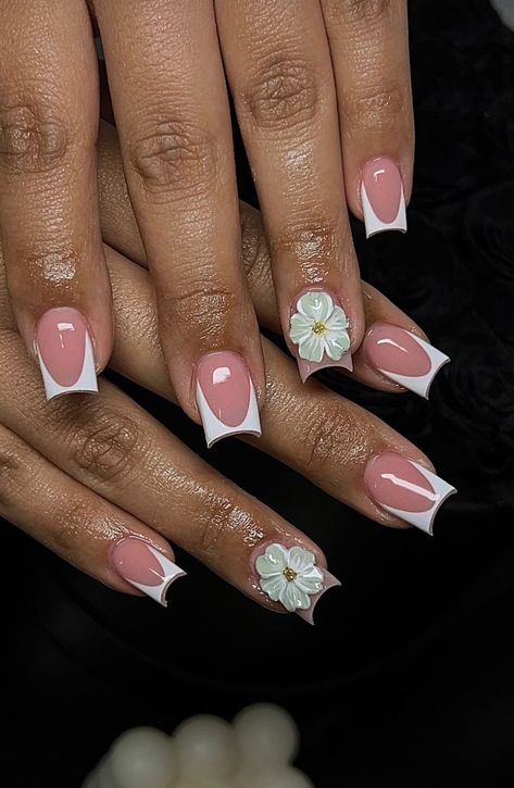 Short French Nails With Flower, Hibiscus Flower Nails Square French Tip, Gel Flower Nail Designs, French Nails With Flower Design, Nails With Flower Design, Short French Nails, Short French, Acrylic Toe Nails, Graduation Nails