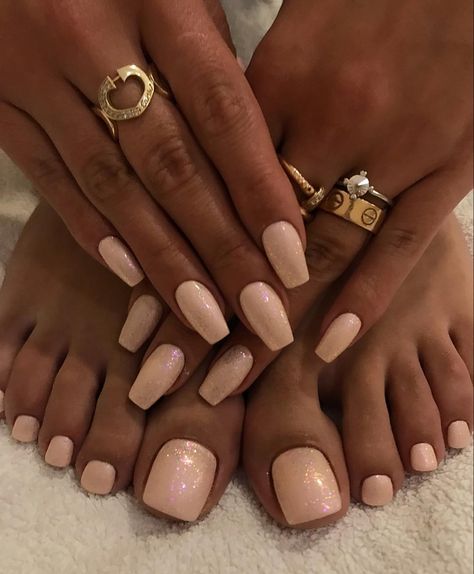 Cute Nail Colors, Summer Pedicure, Toe Nail Color, Summer Toe Nails, Cute Toe Nails, To Cute, Nail Products, Colorful Nail Designs, Nail Jewelry