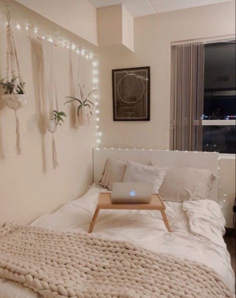 Bohemian room. Dorm Room. Neutral theme room. Feminine Dorm Room, Dorm Room Color Schemes, Luxury Dorm Room, Dorm Room Colors, Minimalist Dorm, Dream Dorm Room, Boho Dorm Room, Cozy Dorm Room, Dorm Room Styles