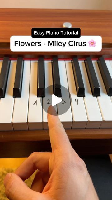 Fabrice Breuss | Piano Tutorials & Covers on Instagram: "Should I bring back tutorials like this? 🤔 let me know in the comments what content you want to see 😊  Song: Flowers - Miley Cyrus (Easy Piano Tutorial)"