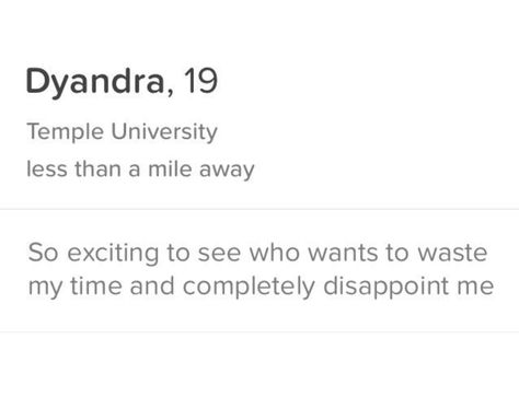 tinder bio Good Tinder Bios For Women Funny, Captions For Tinder Bio, Funny Hinge Bios, Funny Tinder Bios For Women Short, Quotes For Tinder Bio, Tinder About Me Ideas, Flirty Bio Ideas, Good Tinder Bios For Women, Funny Tinder Bios For Women