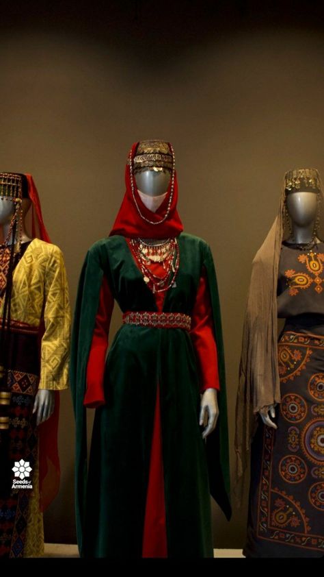 Armenian Clothes, Armenian Fashion, Armenian Clothing, Armenian History, Armenian Culture, Period Dress, Folk Dresses, Medieval Dress, Traditional Clothes