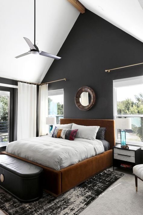 Vaulted Ceiling Bedroom Decor, Colored Ceiling Bedroom, Boho Minimalist Home, Slanted Ceiling Bedroom, Vaulted Ceiling Bedroom, Dark Accent Walls, Vaulted Ceiling Living Room, White Wall Bedroom, Beautiful Bedrooms Master