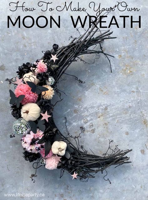 Moon Wreath: DIY crescent moon wreath, how to make your own grape vine moon shaped wreath base and decorate. Moon Wreath Diy, Moon Wreaths, Crescent Moon Wreath, Chocolate Concrete, Läskig Halloween, Moon Wreath, Halloween Decor Diy, Casa Halloween, Diy Halloween Wreath