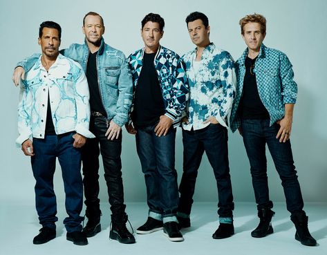 Beach Olympics, Katie Melua, Jonathan Knight, Joey Mcintyre, Paula Abdul, Rick Astley, Donnie Wahlberg, Jordan Knight, Summer Tour