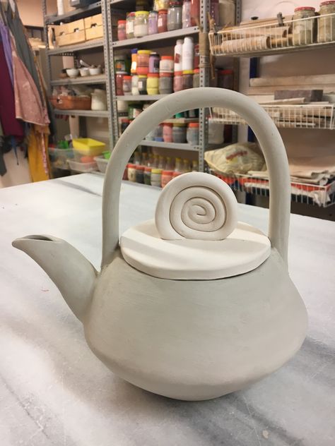 Tea pot on progress 👍🏻 ceramic teapot Coil Pottery Teapot, Teapot Clay Ceramics, Hand Built Teapot, Ceramic Teapots Handbuilt, Clay Modelling, On Progress, Coil Pottery, Pottery Teapots, Clay Teapots