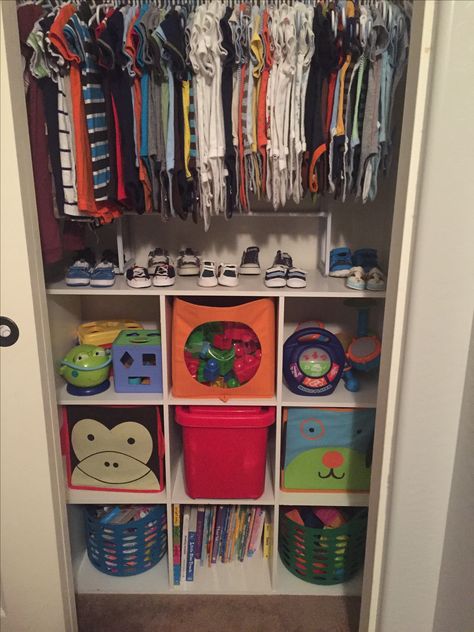 Closet organization Small Closet Toy Storage, Toddler Boy Closet Organization, Toy Story Dresser, Kid Closet Organization Ideas, Kids Closet Organization Ideas Boys, One Year Old Room Ideas Boys, Toddler Boy Closet, Boys Closet Organization Ideas, Toddler Closet Ideas