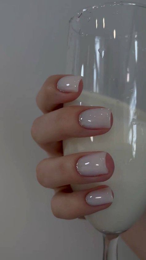 Nail Gel Simple, Nails Inspo 2024, Unique Bridal Nails, Short Nails For Work, Best Short Nails, Very Short Nails, Nails For Work, Milky Pink Nails, Nails Work