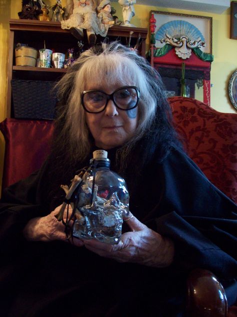 www.lauriecabot.com Laurie Cabot, Voodoo Priest, Magical Crafts, Male Witch, Pagan Spirituality, Witch Herbs, Witch Queen, Dark Witch, Witch Craft