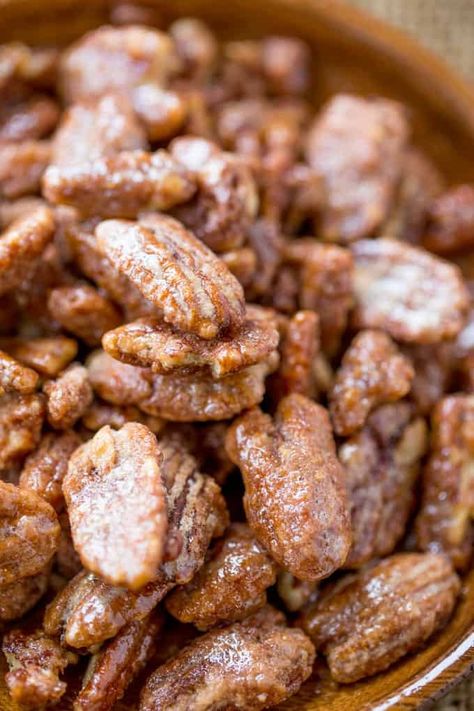 Slow Cooker Candied Cinnamon Pecans - Dinner, then Dessert Slow Cooker Candy, Candied Pecans Recipe, Glazed Pecans, Holiday Appetizers Easy, Cinnamon Pecans, Spiced Pecans, Christmas Candy Recipes, Nut Recipes, Pecan Recipes