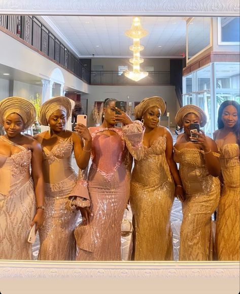 Honey Bridesmaid Dresses, Gold Aso Ebi, Congolese Wedding, Grad Fits, Glittery Wedding Dress, Nigerian Dress Styles, Couples African Outfits, Aso Ebi Lace Styles, Nigerian Culture