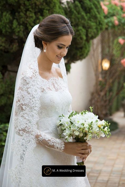 Enchanting and Glamorous Wedding Dress Trends for the Modern Bride | Latest Bridal Gowns 2023 Gown 2023, Bohemian Style Gown, Timeless Wedding Dress, Bridal Skirts, Stylish Wedding Dresses, Sophisticated Bride, Bridal Dress Design, Trends 2023, Lace Wedding Dresses