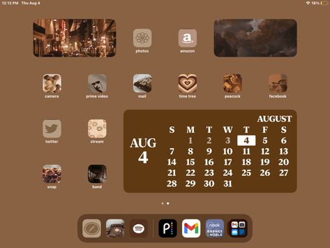 Tablet Wallpaper Aesthetic Brown, Brown Ipad Homescreen, Fall Ipad Setup, Brown Ipad Aesthetic, Ipad Homescreen Ideas Brown, Ipad Homescreen Ideas Simple, Ipad Homescreen Ideas Fall, Brown Ipad Wallpaper Aesthetic, Ipad Wallpaper Aesthetic Brown