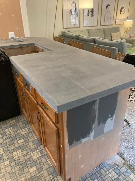 How To Seal Concrete Countertops, Concrete Countertops With Wood Cabinets, Concrete Counter Kitchen, Concrete Kitchen Backsplash, Painting Concrete Countertops, Cement Countertops Kitchen, Cement Kitchen Countertops, Concrete Countertop Edge Forms, Concrete Overlay Countertops