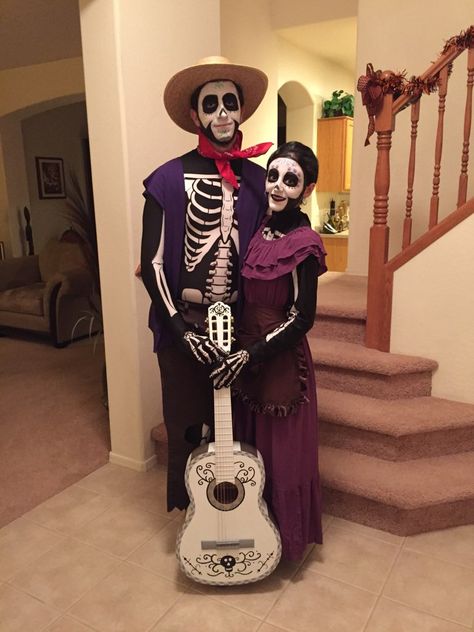 Hector Costume Coco, Hector From Coco Costume, Coco Couple Costume, Coco Custome Ideas, Disney Coco Costume, Coco Characters Costume, Coco Costumes Family, Coco Family Halloween Costumes, Mexican Halloween Costume Couple