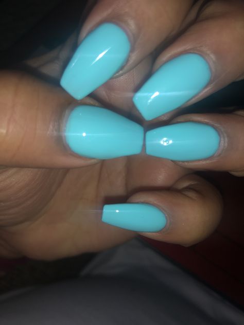 Beach Nails, Cute Nail Designs, Brown Skin, Black Nails, One Color, Cute Nails, Nail Designs, Nail Polish, Hairstyles