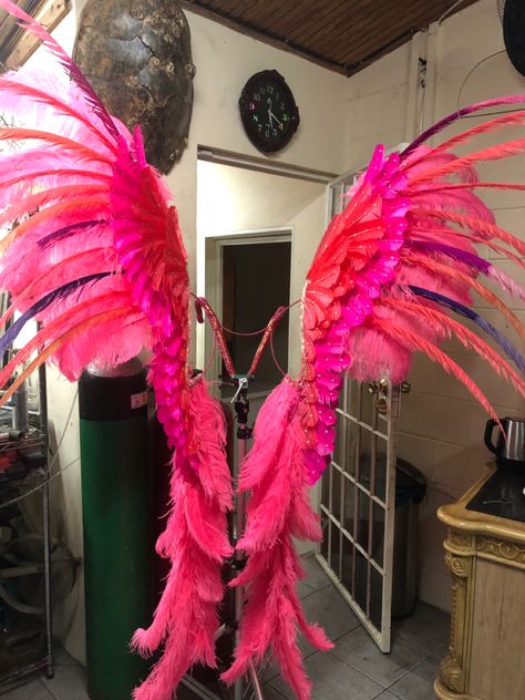 Samba Costume Diy, Carnival Wings, Caribbean Carnival Costumes, Phoenix Costume, Pride 2023, Carnival Fashion, Diy Wings, Brazil Carnival, Samba Costume