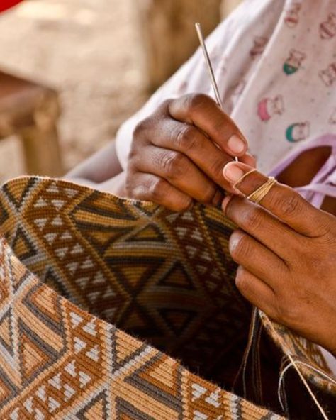 Originating from the Wayuu indigenous community in the Guajira Peninsula of Colombia and Venezuela, the Wayuu bag, known locally as "mochila," has a rich history dating back centuries.   #colorful #vibrant #conscious #lifestyle #unique #accessory #local #support #smallbusiness Conscious Lifestyle, Tapestry Pattern, Group Project, Wayuu Bag, Indigenous Community, Srinagar, Gifts For My Wife, Cute Cartoon Wallpapers, Accessories Design