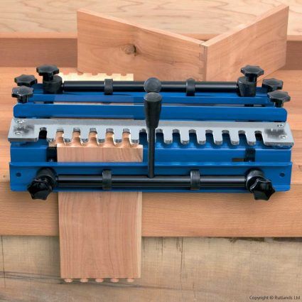 Dovetail Router Jig, Advanced Woodworking Plans, Dovetail Jig, Router Jig, Woodworking Logo, Woodworking Box, Woodworking Projects For Kids, Woodworking Books, Woodworking Joinery