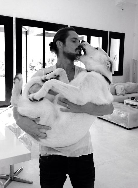 Chris Cornell of Soundgarden & his GSD German Shepherds, Pearl Jam, Say Hello To Heaven, Swiss Shepherd, Temple Of The Dog, Eddie Vedder, Florida House, Chris Cornell, Beloved Dog