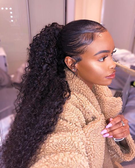 #hairinspiration 😍 OMG! Those edges and curls on @halssaa , ponytail goal🙋🏾‍♀️ . . 💋Follow @stemahair for more about hair 🥳New Year Sale up… Black Curly Ponytail, Packing Gel, Bridesmaid Ponytail, Black Bridesmaids Hairstyles, Curly Drawstring Ponytail, Afro Ponytail, Curly Hair Ponytail, Weave Ponytail Hairstyles, Ponytail Hairstyle