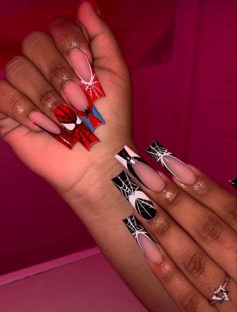 Spiderman Acylic Nails, Super Hero Nail Art, Long Spider Man Nails, Black Spiderman Nails, Simple Spiderman Nails, Spider Man Nails Acrylic, Spiderman Acrylic Nails, Spidey Nails, Spring Nail Acrylic