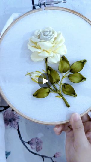 Ribbon Embroidery Rose Tutorial, Diy Ribbon Embroidery, Ribbon Flower Embroidery Tutorial, Ribbon Flower Embroidery, Ribbon Rose Tutorial, Embroidery Rose Designs, Rose Flower Embroidery Designs, Ribbon Rose Embroidery, Rose Ribbon Embroidery