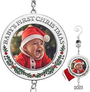 Christmas Picture Frames, First Christmas Photos, Xmas Pictures, Picture Ornaments, Santa Pictures, Photo Christmas Ornaments, Christmas Favorites, Baby First Christmas Ornament, Christmas Keepsakes