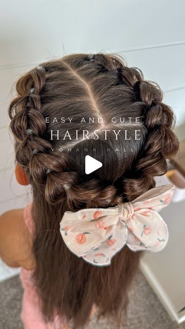 Yohana Hall on Instagram: "This is the hairstyle that Charlee had the day of her preschool graduation 🥹 I did this hairstyle on Charlee yesterday and so many of you wanted the tutorial so here it is 🫶 should I try to do the same hairstyle on Julia? 

#hairstyle #cutehair #cutehairstyle #hairtutorial #gourgeoushair #hairgoals #backtoschoolhairstyles #hairideas #hairinspiration #girlmom #hair" Kids Picture Day Hairstyles, School Photo Hairstyles, School Hairstyles For Kids, Picture Day Hair, Braided Crown Hairstyles, School Hair, Preschool Graduation, Crown Braid, Back To School Hairstyles